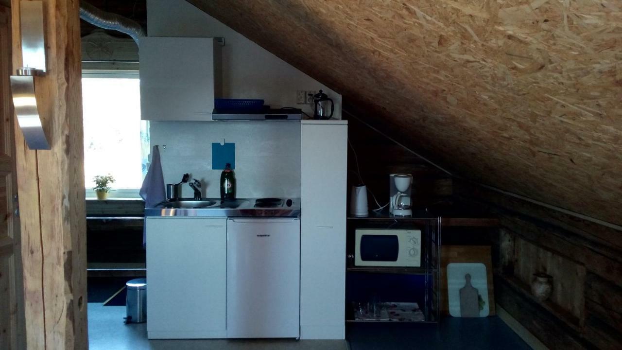 Lungsjon Villa Moni מראה חיצוני תמונה
